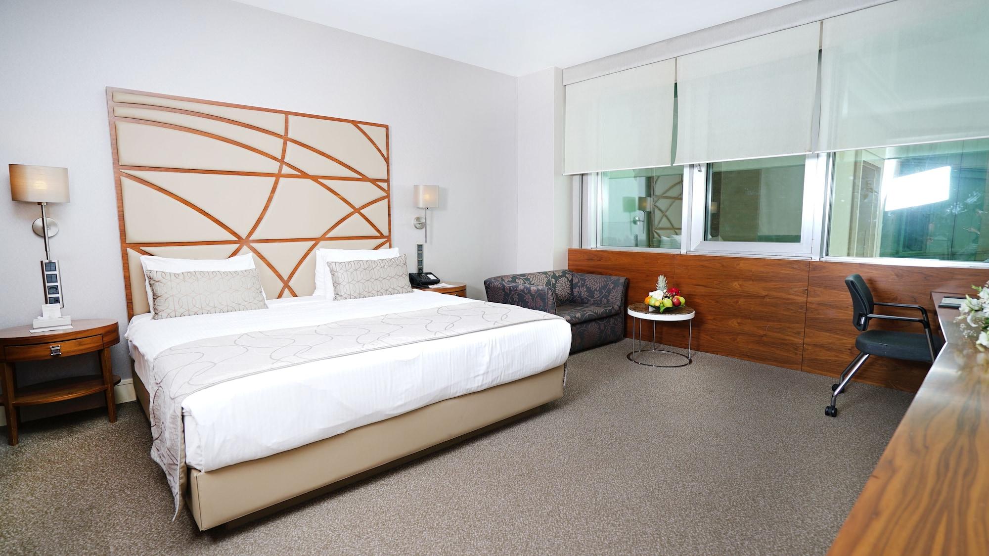Cevahir Hotel Istanbul Asia Exterior foto A room at the hotel