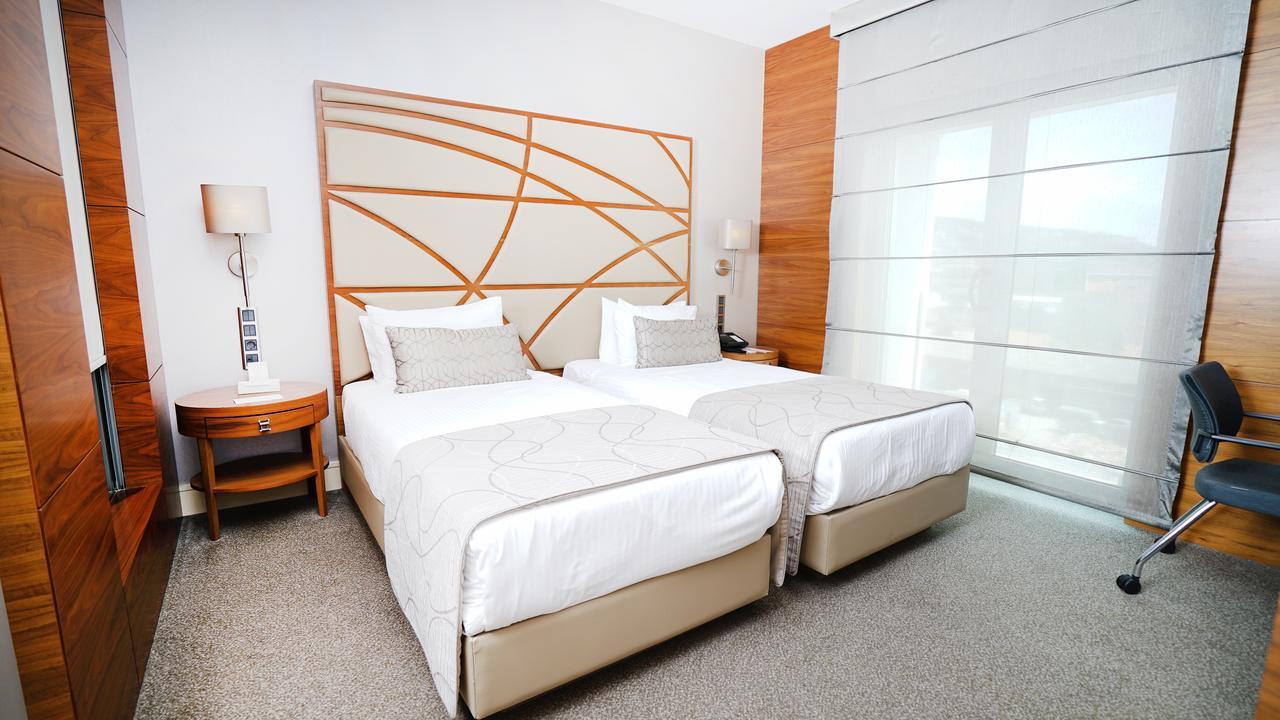 Cevahir Hotel Istanbul Asia Exterior foto A bedroom